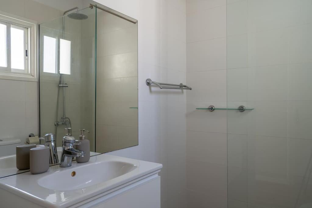 Cozy Nerina Cottage At Harbour Paphos 外观 照片