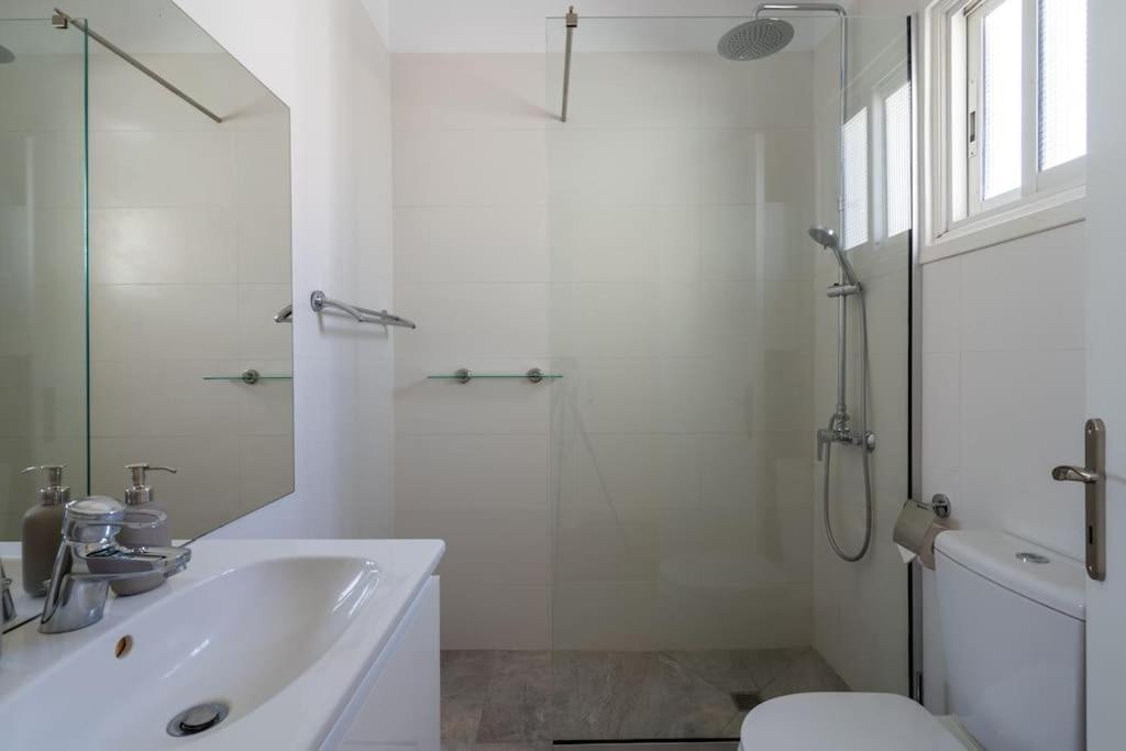 Cozy Nerina Cottage At Harbour Paphos 外观 照片