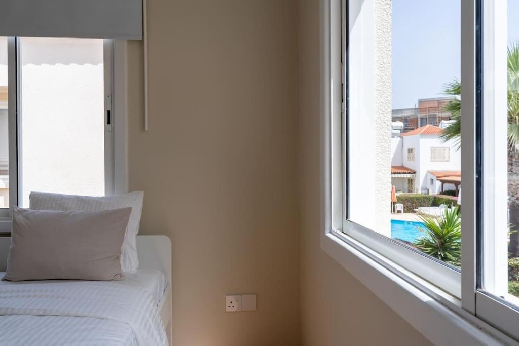 Cozy Nerina Cottage At Harbour Paphos 外观 照片