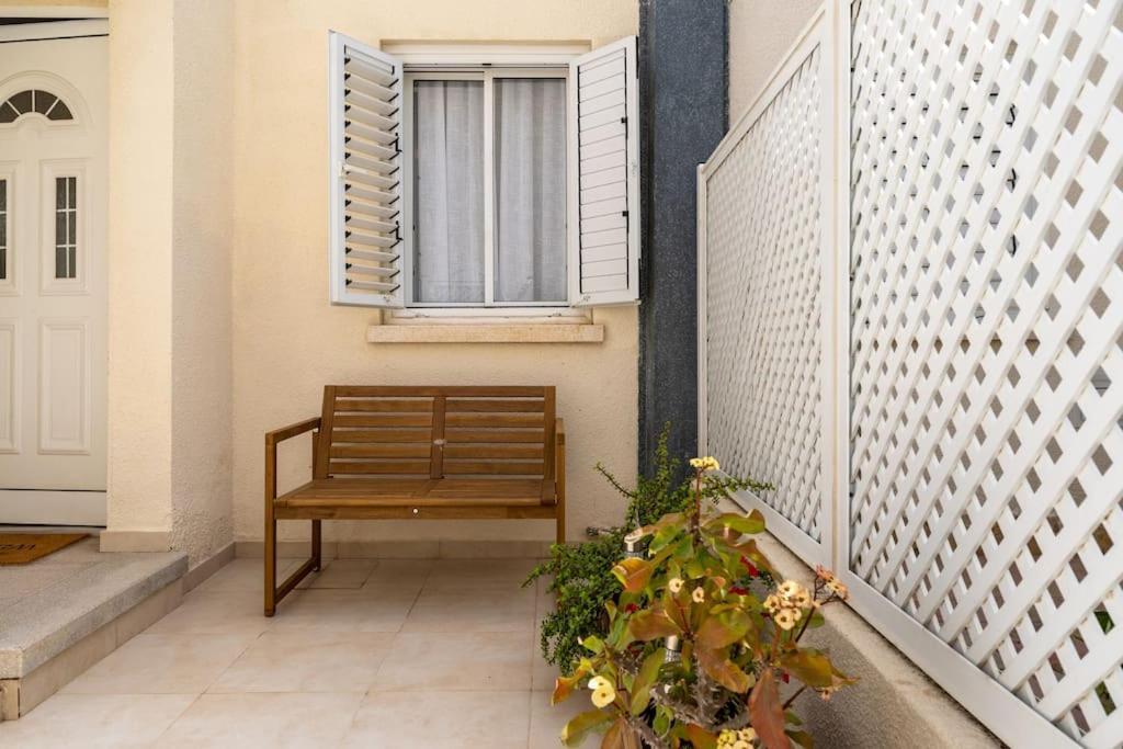 Cozy Nerina Cottage At Harbour Paphos 外观 照片